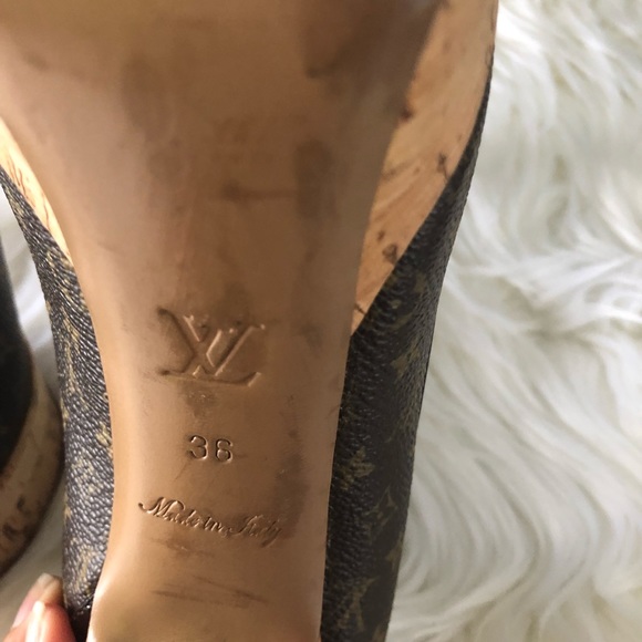 Authentic Louis Vuitton cute shoes - Picture 5 of 9